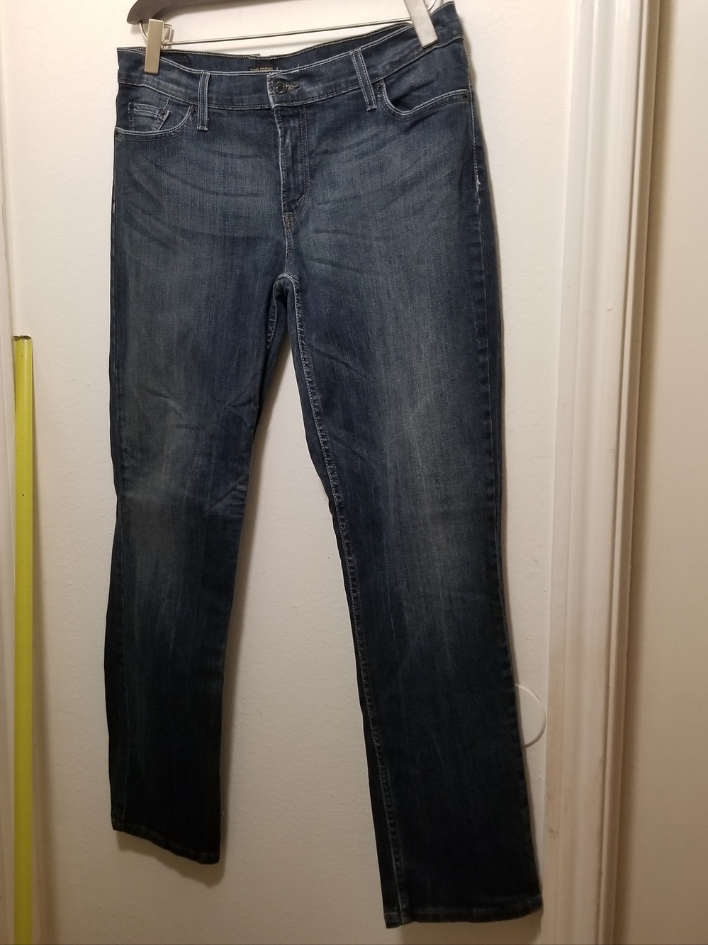 Vintage Levi's Junior's 17 Blue Straight-Leg Low Rise Jeans With Subtle Fade